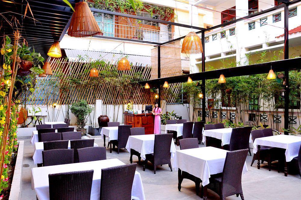 OYO 381 Tuyet Mai Hotel Nha Trang Ngoại thất bức ảnh