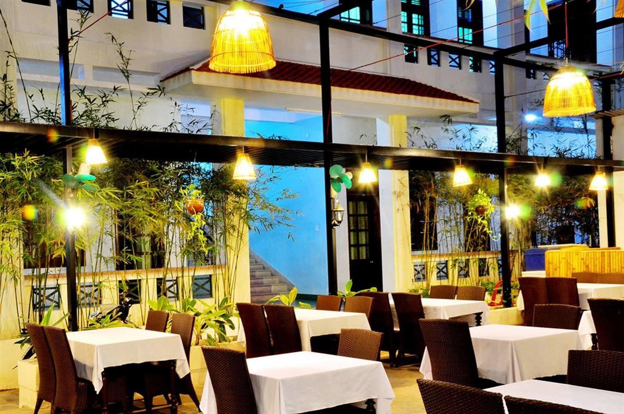 OYO 381 Tuyet Mai Hotel Nha Trang Ngoại thất bức ảnh