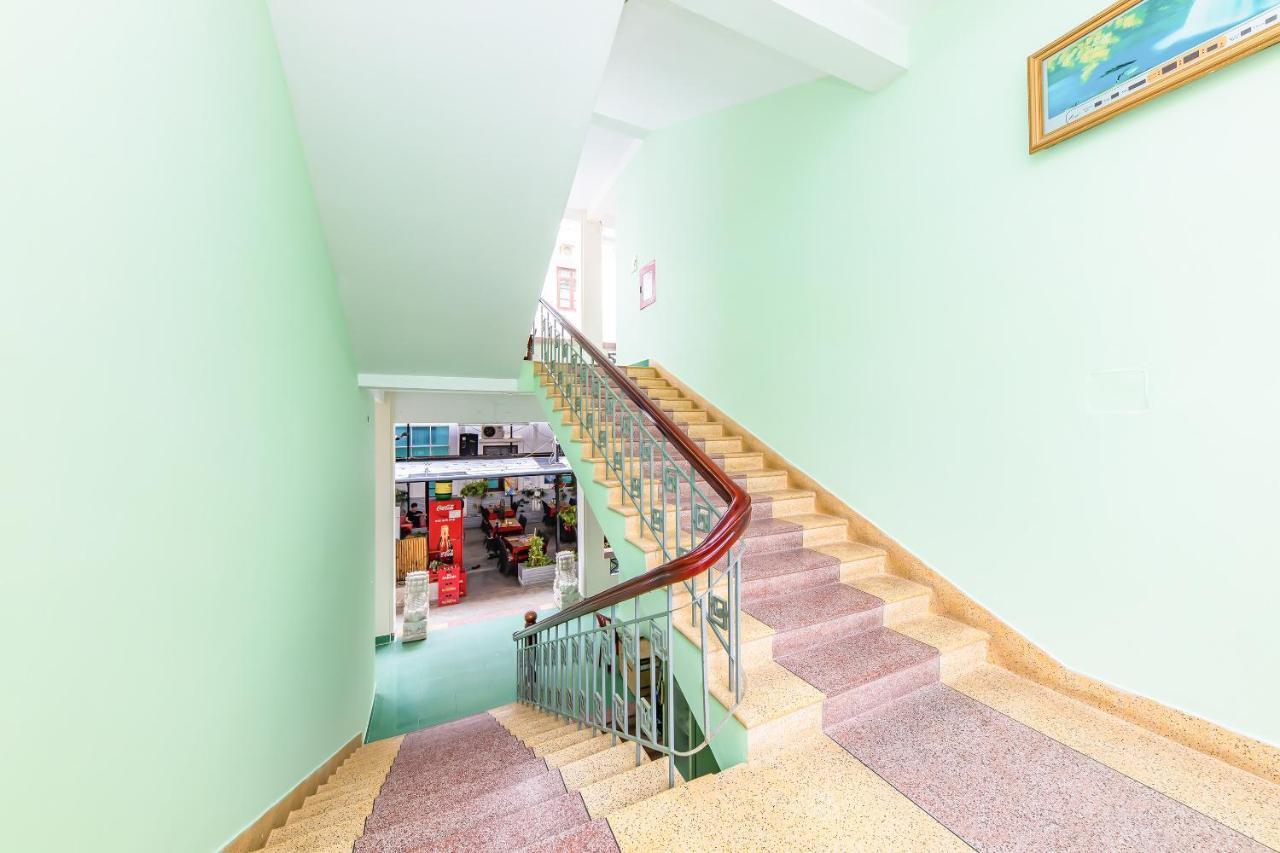 OYO 381 Tuyet Mai Hotel Nha Trang Ngoại thất bức ảnh