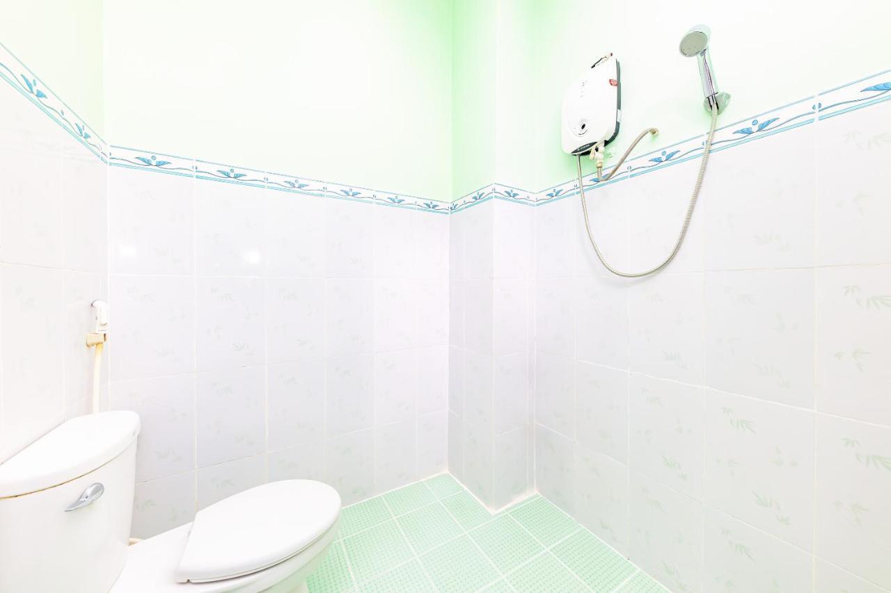 OYO 381 Tuyet Mai Hotel Nha Trang Ngoại thất bức ảnh